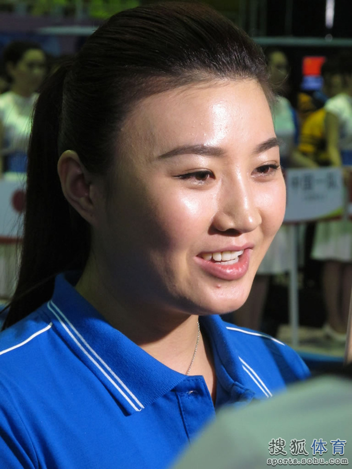 高清世界台球团体锦标赛开赛付小芳惊艳亮相