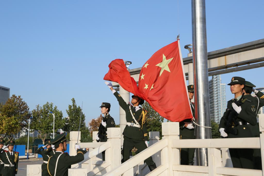 国旗护卫队升旗