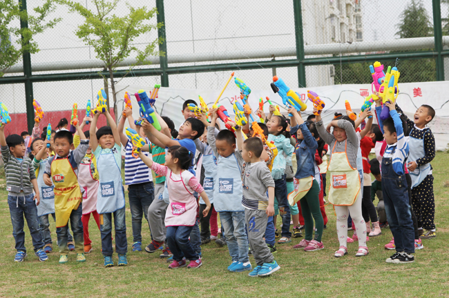 东方海洋幼儿园开展"六一节"庆祝活动