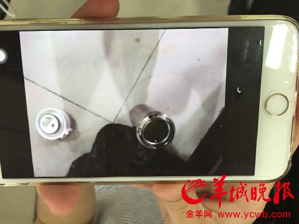 广州一女生在图书馆高考复习 水瓶遭男子灌尿