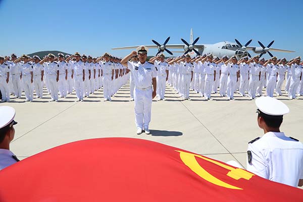 海军航空兵种子部队:巡航南海距别国战机30米