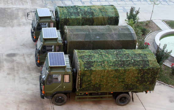研制生产的大型移动式车载光伏发电系统,在经历了军用产品的样品测试
