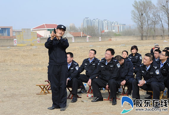 福山巡警大队林福海:冲锋在前是军人的职责