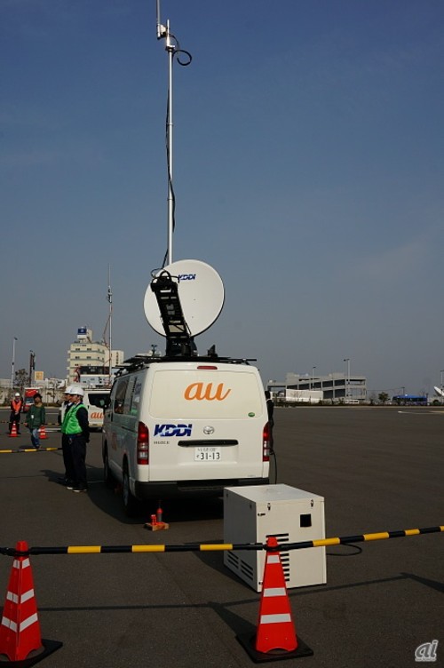 kddi的车载移动基站(图片引自cnetjapan)