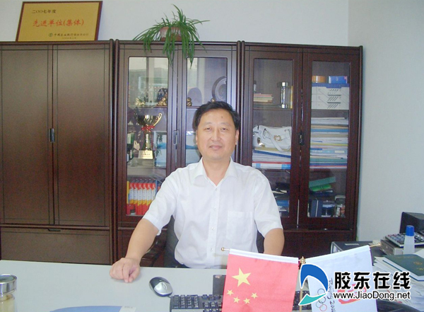 工作中的张新辉