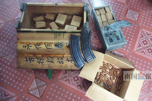 广西一企业铁皮柜现弹药箱箱内有子弹1064发
