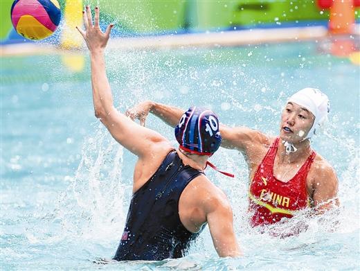 水球残酷真相:水下跆拳道 选手鼻梁被打歪