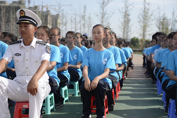 烟台三中2016级军训圆满结束