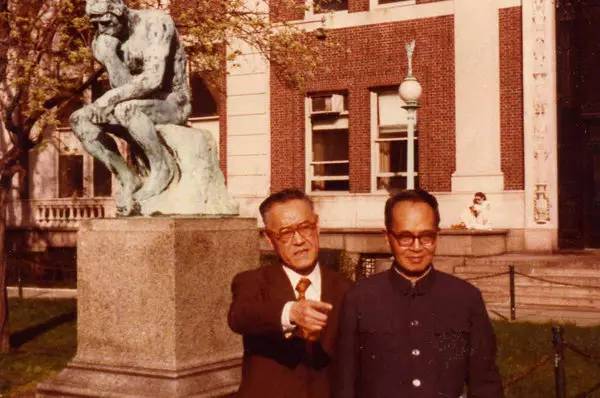 夏志清(左)和钱钟书(右)