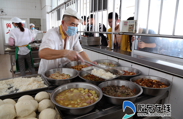 近期,烟台市公布了海阳市英才实验学校食堂食材问题调查处理结果