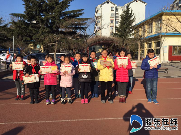 创新从娃娃抓起 葡萄山小学举办科技展颁奖活动 市民记者 烟台新闻网