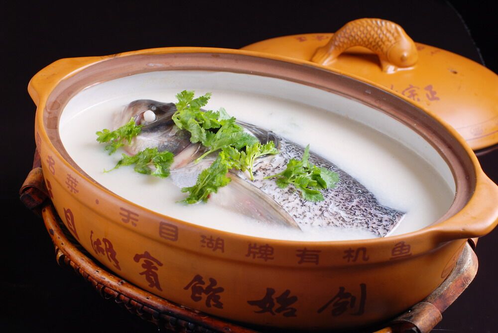 天目湖砂锅鱼头汤