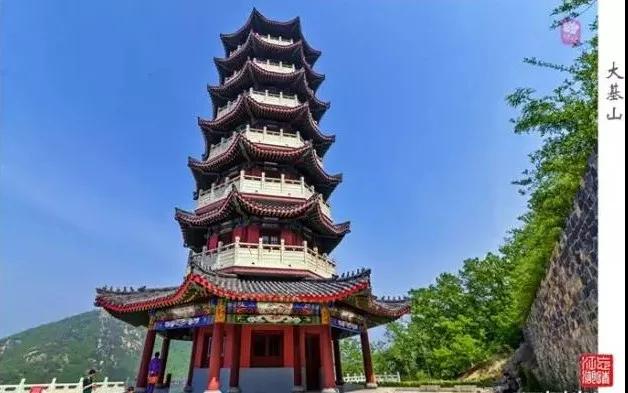 太室(河南嵩山东峰),泰山(山东泰安),东莱山(在莱州城东)