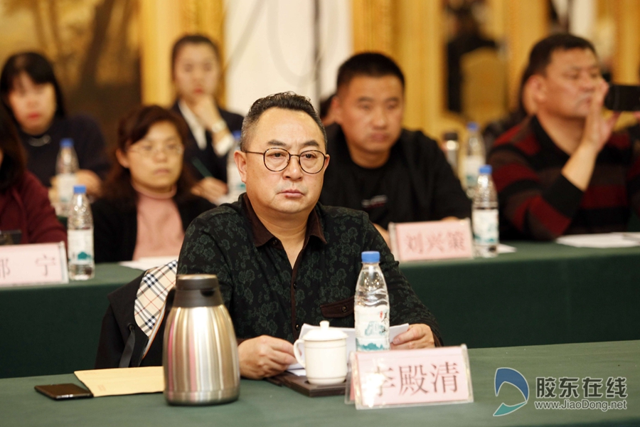 胶东在线 文化 文化新闻 文化烟台  武汉汉剧院副院长晏晓毅以《地方