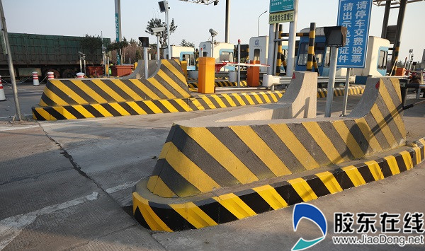 国道206龙口收费站新增安全设施(图) 龙口 烟台新闻网 胶东在线 国家