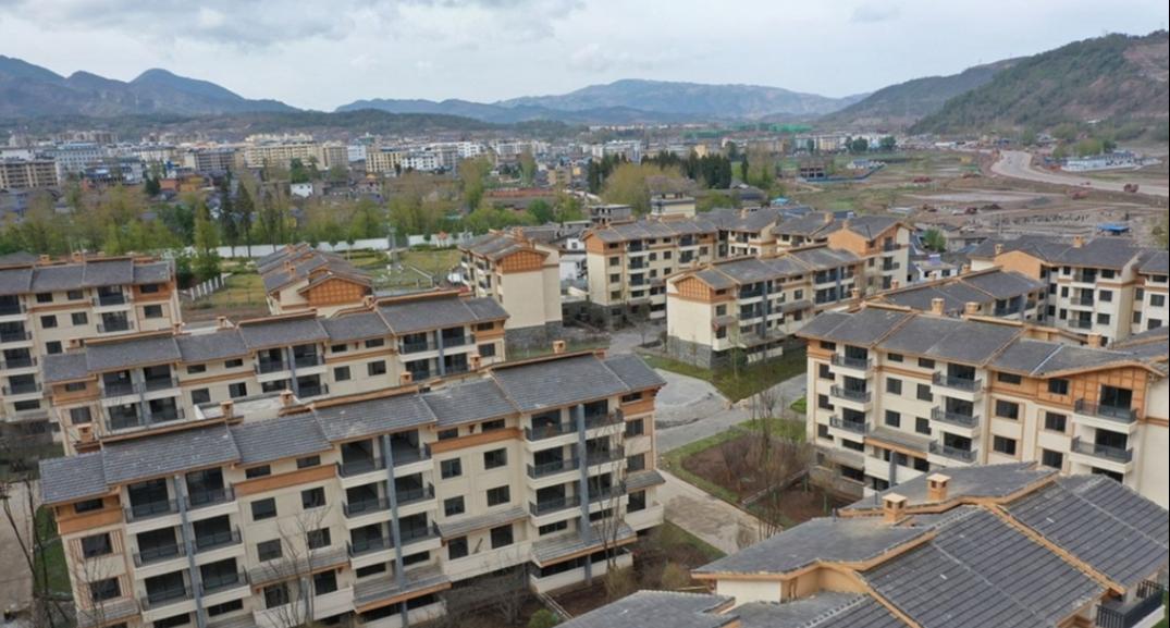 四川最大易地扶贫搬迁安置点今日选房悬崖村将整体搬迁