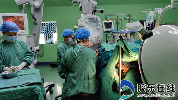 烟台毓璜顶医院开展胶东地区第一例术中唤醒开颅手术