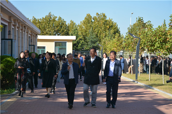 牟平大窑街道初级中学开展校际交流活动