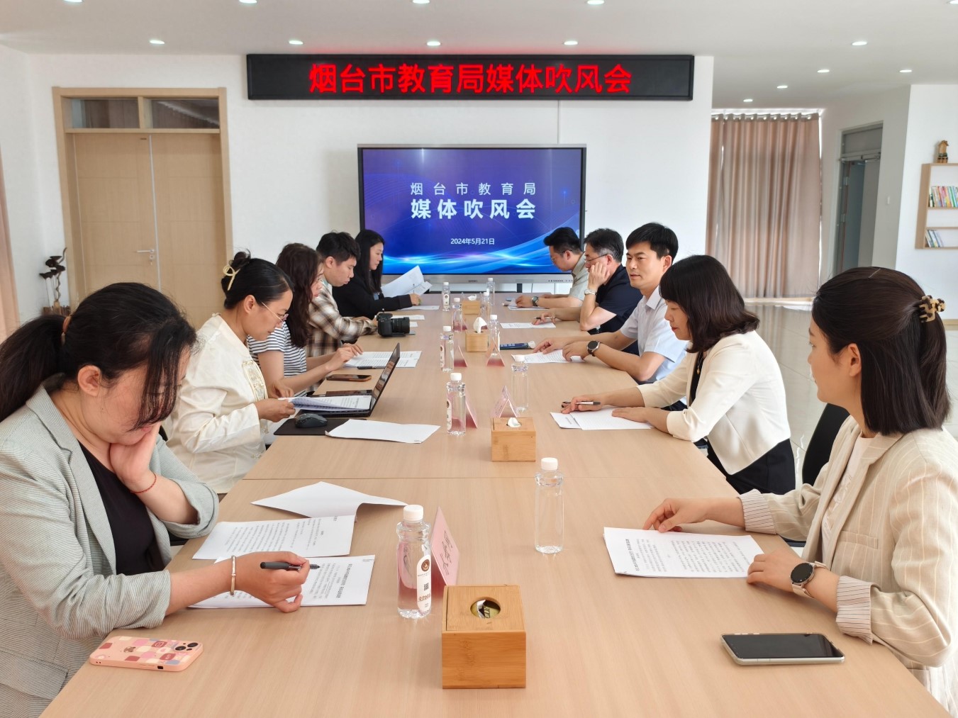 看见 | 适龄幼儿逐年减少，学前教育怎么办？