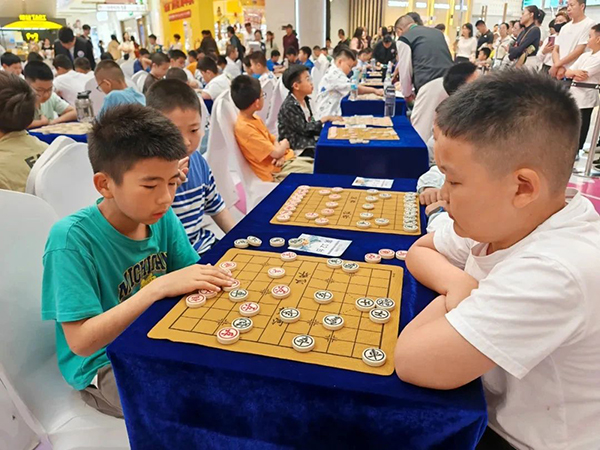 芝罘区中小学生象棋校园联赛总决赛开赛