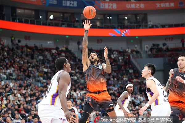 山东高速男篮98-88北控男篮，收获主场两连胜