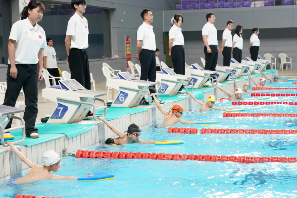 山东省少儿游泳俱乐部比赛烟台站成功举行