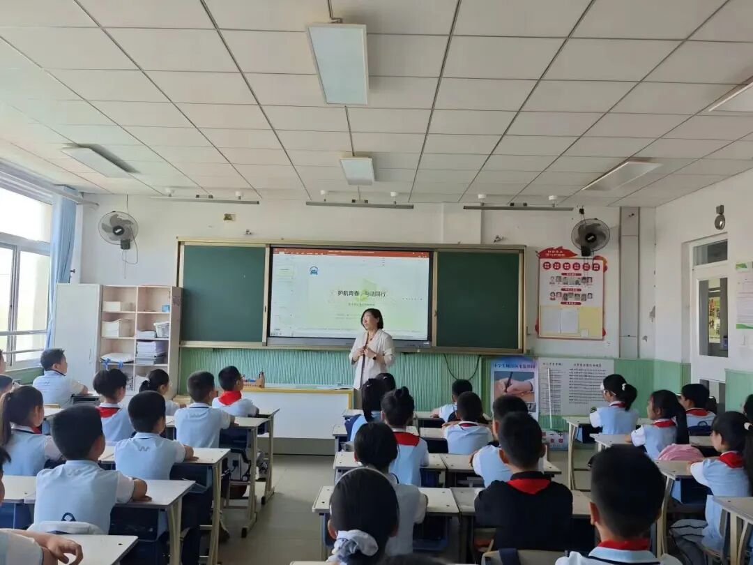 开学季 法治行丨莱山区司法局开展“护航青春 与法同行”专题普法活动